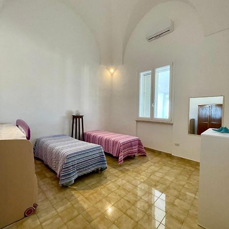 Casa Vacanze La Colombaia Сант-Исидоро Экстерьер фото